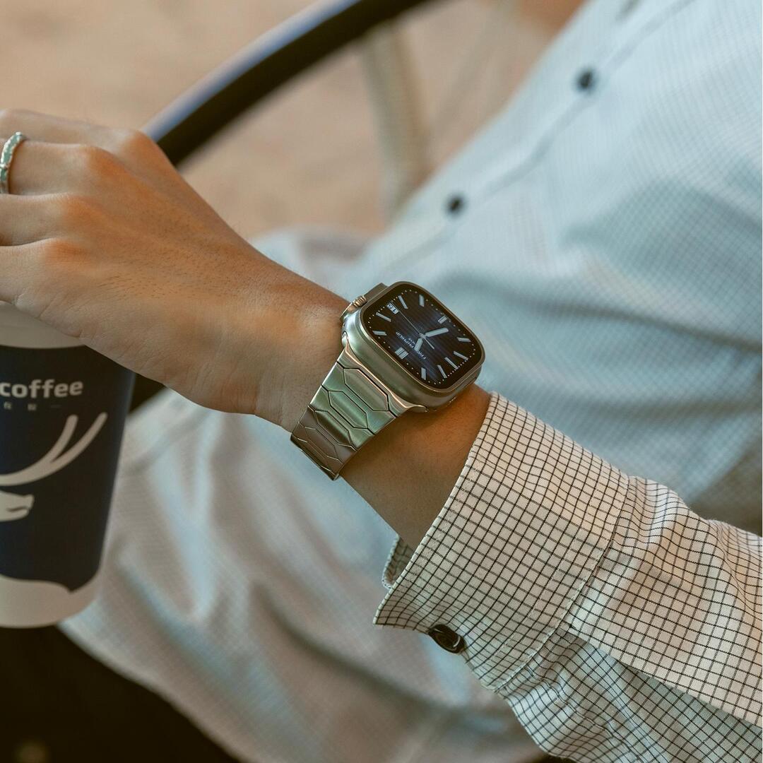 Premium Stainless Steel Apple Watch Band