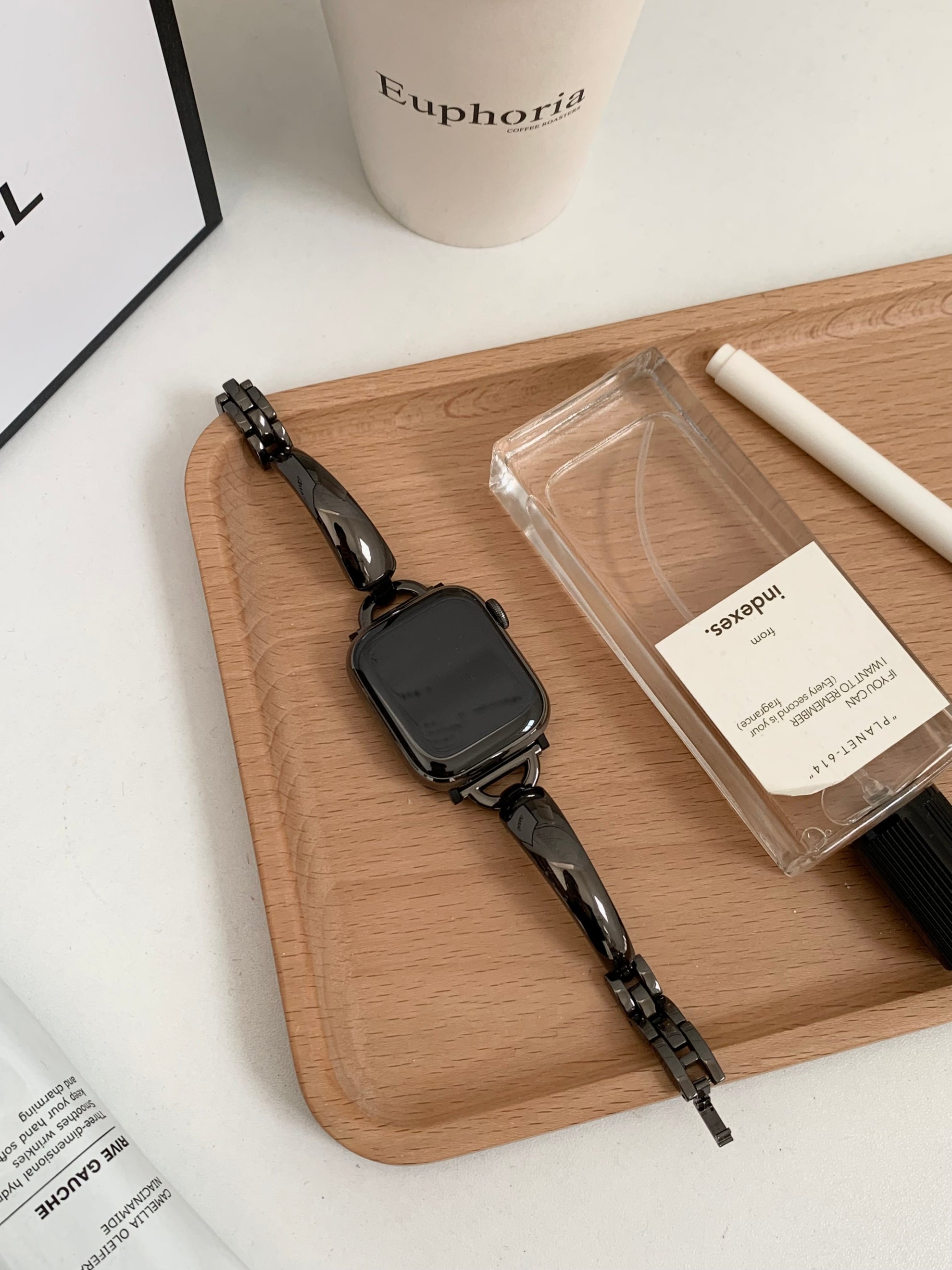 Elegant Metal Bracelet for Apple Watch