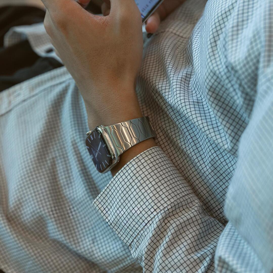 Premium Stainless Steel Apple Watch Band